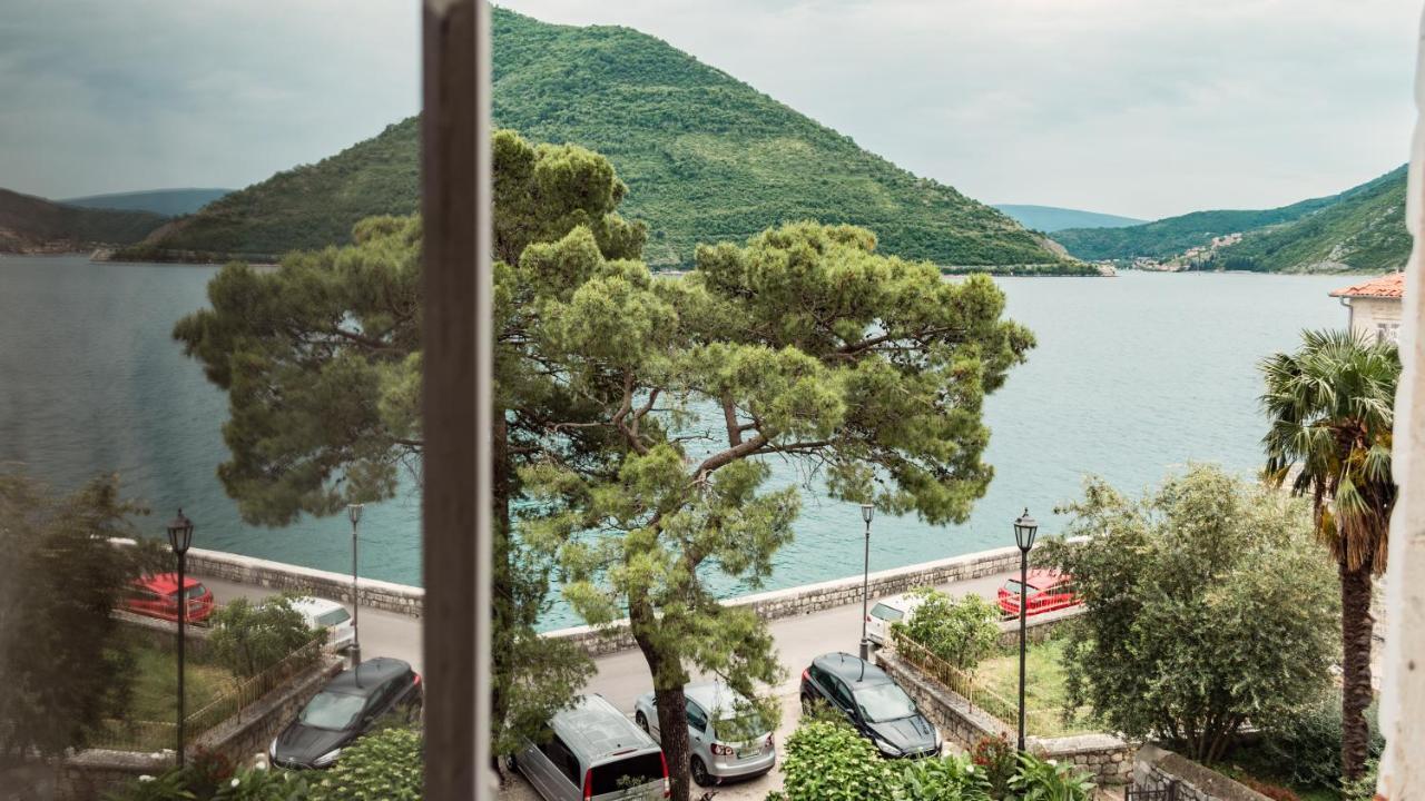 Sunny Port Apartment & Rooms Perast Exterior foto