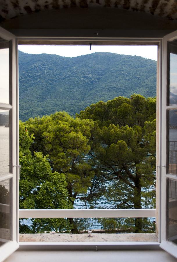 Sunny Port Apartment & Rooms Perast Exterior foto